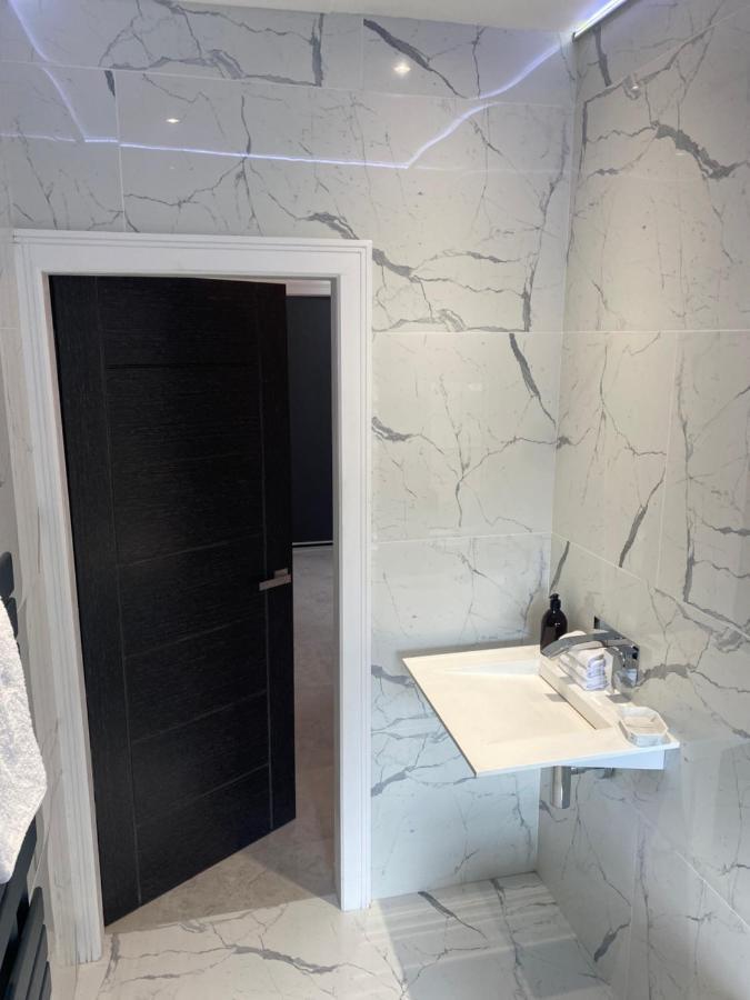 Luxury Royal Mile Boutique 2Bedroom Apartment EDI Eksteriør billede